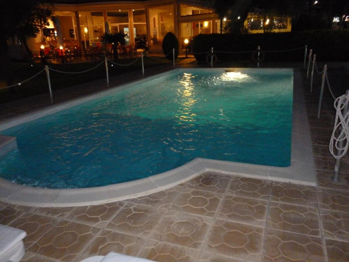 Chrisa Hotel Limenas  Room photo